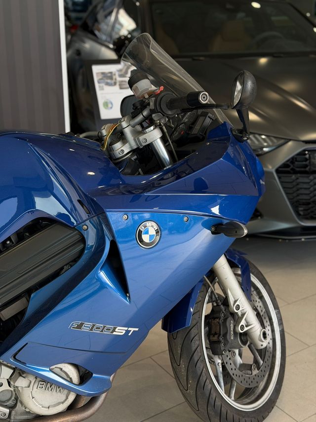 BMW F800 ST Azul