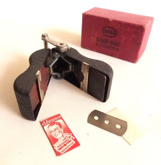 Raro Afiador de Lâminas Antigo Bond Edge-Bak 1934