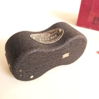 Raro Afiador de Lâminas Antigo Bond Edge-Bak 1934