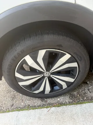 Volkswagen T-Cross 2019