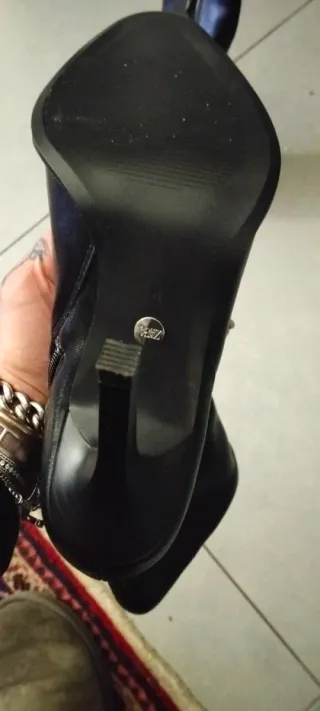 Stivaletti Zara neri tacco alto