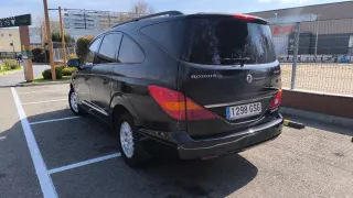 SsangYong Rodius 2009