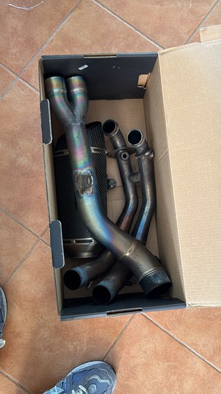 Línea completa SC Project RS 660 Titanio/Carbono