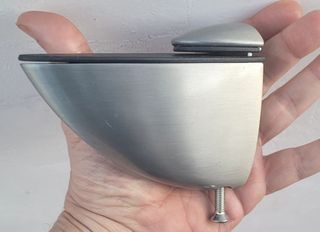 Soportes metálicos para estantes