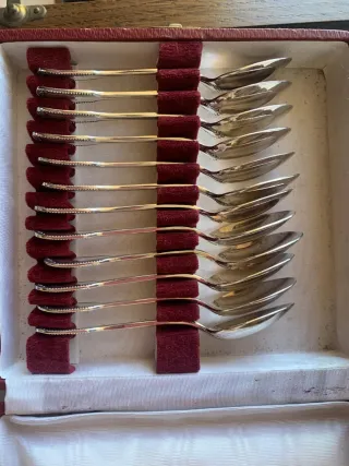 Cubiertos de plata vintage