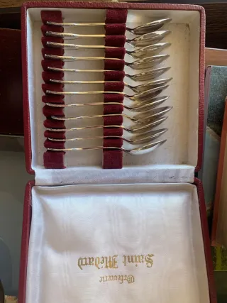 Cubiertos de plata vintage