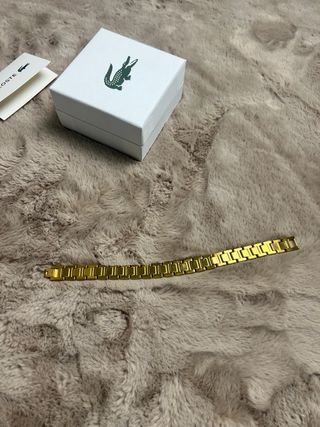 Pulsera Lacoste Metropole Dorada - Edición 2025