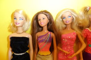 Lotto 6 Barbie originali Mattel per gioco collezio
