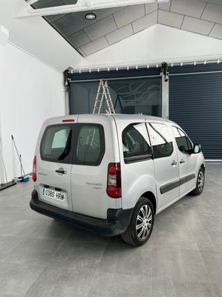 Peugeot Partner 2012