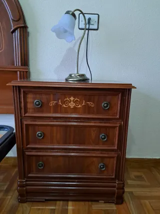 Estructura de cama clásica con somier