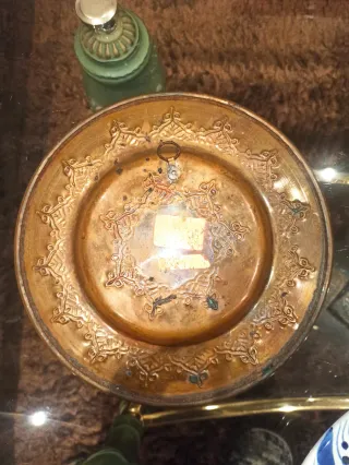 Plato antiguo de cobre