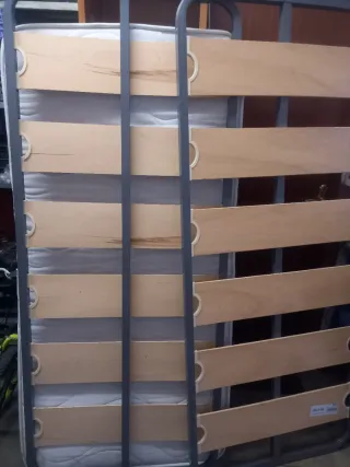 Somier 1 plaza metal y madera