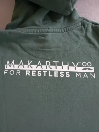 Sudadera Makarthy con capucha