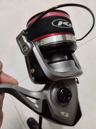Carrete de pesca Zun Zun Aqua