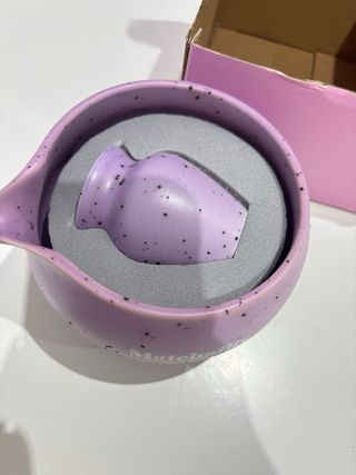 Cuenco de cerámica para matcha morado