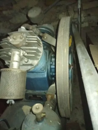 Compresor 500l 2 pistones grandes