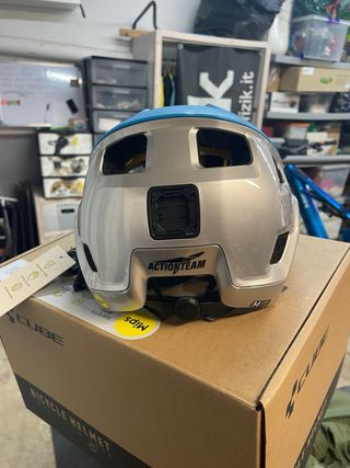 Casco CUBE Strover Action Team Talla M, con caja