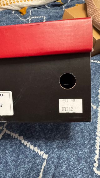 Zapatos rosas con tira  Zapato marron