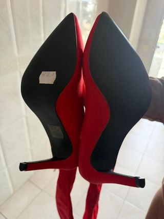 Botas altas rojas