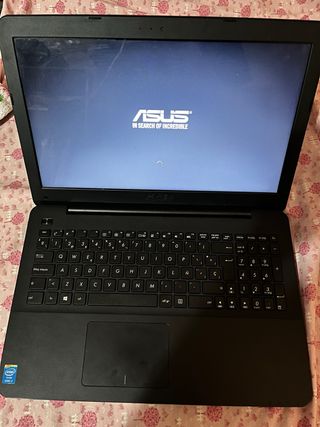 Portátil ASUS X555