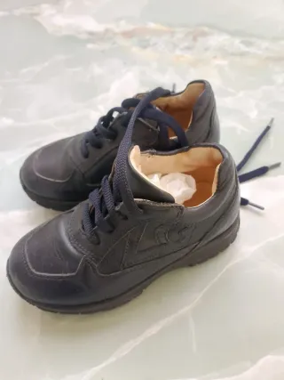 Scarpe bambino n. 24