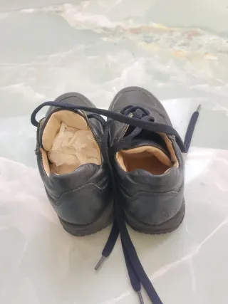 Scarpe bambino n. 24