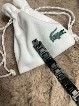 Pulsera Lacoste Metropole Negra - Edicion 2025