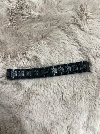 Pulsera Lacoste Metropole Negra - Edicion 2025