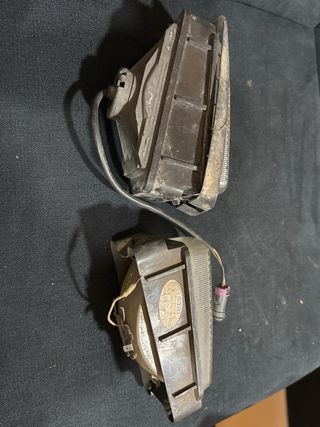 Antinieblas Audi 100 C3