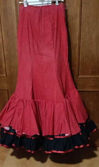 Falda flamenca volantes rojo y negro