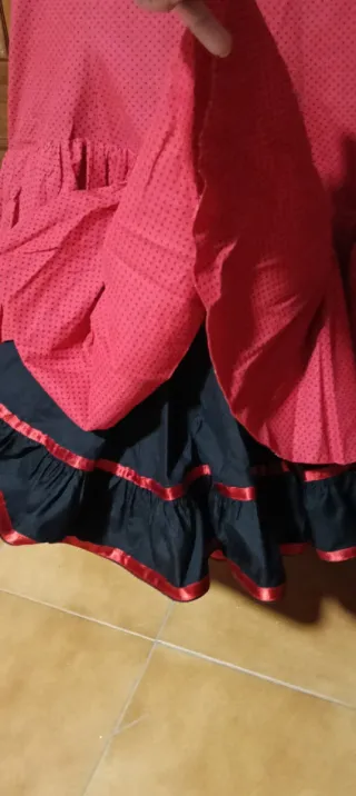 Falda flamenca volantes rojo y negro