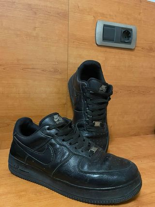 Nike Air Force One Negras