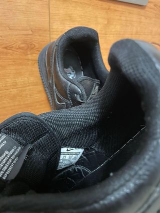 Nike Air Force One Negras