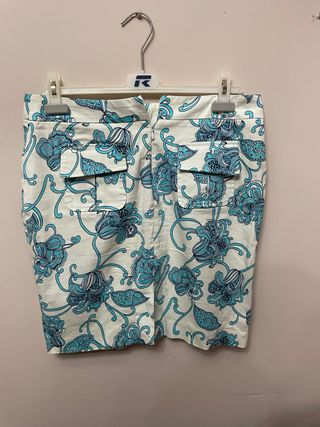 Falda estampada floral azul y blanco