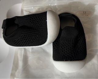 Zapatos de bebé negros talla 13