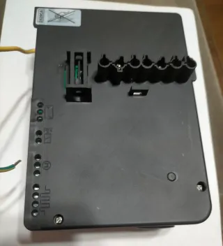 Centralita Control Riello 553 SE