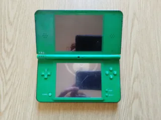Nintendo DSi XL + gioco