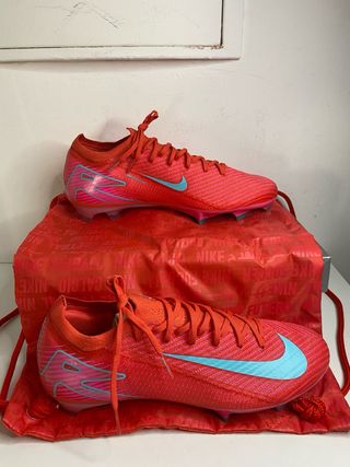 Botas de fútbol Nike Mercurial Nuevas