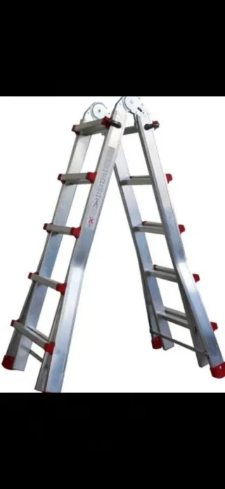 Escalera Multiusos Telescópica de Aluminio.
