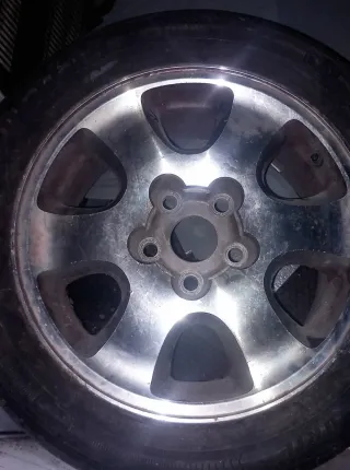 Llanta Toyota 205/55R16