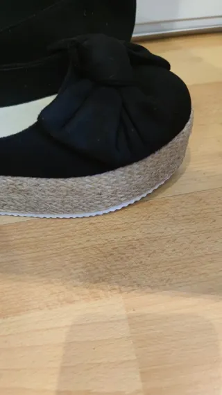 Alpargatas negras lazo plataforma T36