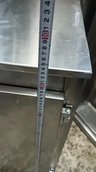 Mesa estrecha acero inoxidable con puerta