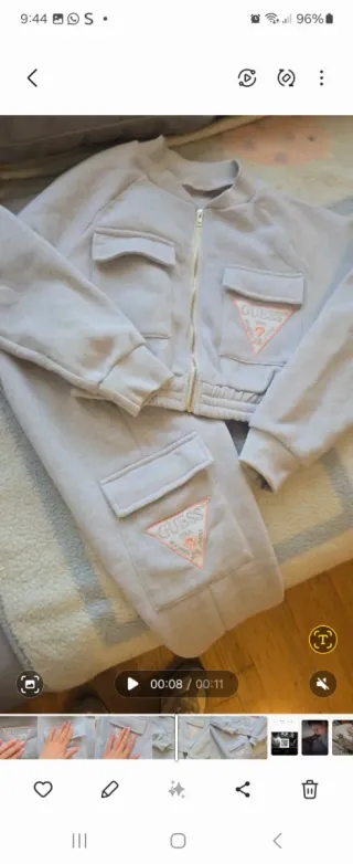 Conjunto deportivo Guess mujer gris y rosa