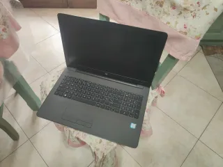 Portatile HP i5 slim 8gb ram ssd 516gb 15.6"