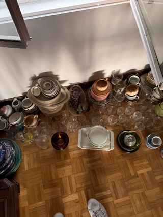 Juego de vajilla antiguo de cerámica