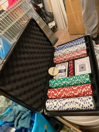 Maletín Póker con Fichas y Cartas