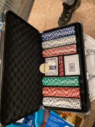 Maletín Póker con Fichas y Cartas