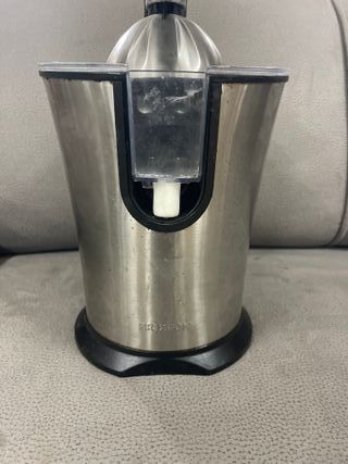 Exprimidor de zumo eléctrico – Práctico y eficient