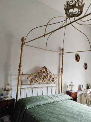 CAMA DE BRONCE, ISABELINA CON DOSEL