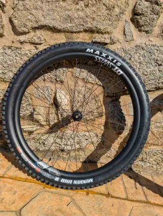 Ruedas DT Swiss HXC 1501 Carbono, Nuevas